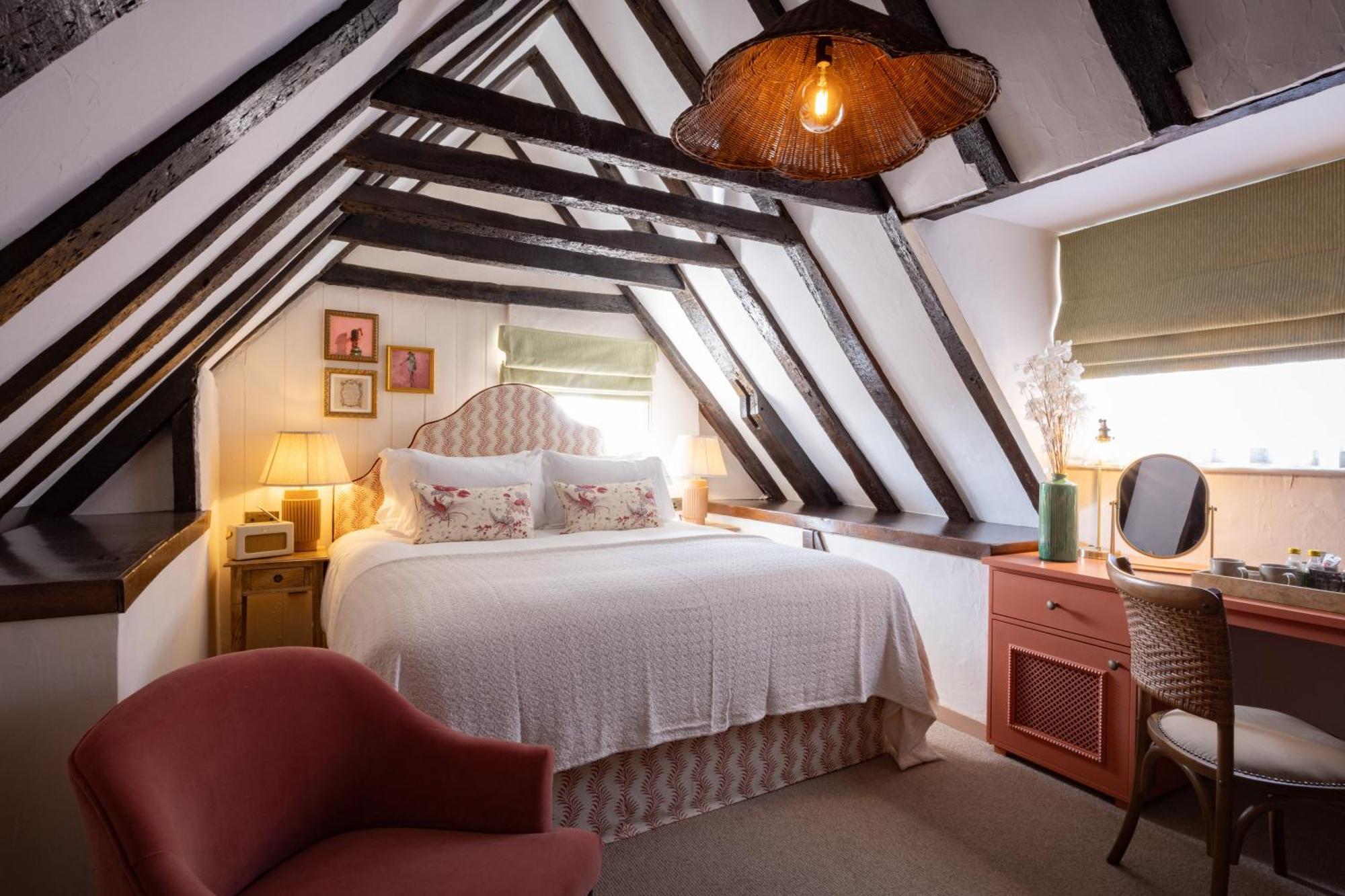 The White Hart - A Heartwood Inn ลูอิส ภายนอก รูปภาพ