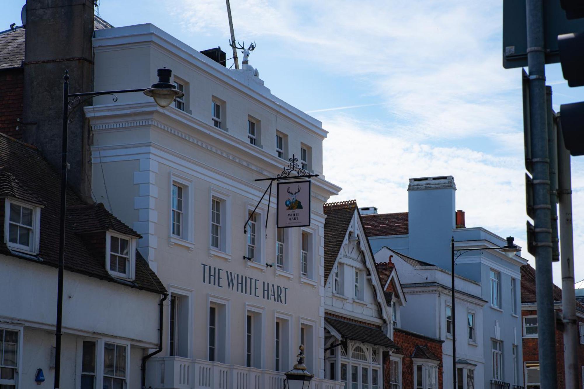 The White Hart - A Heartwood Inn ลูอิส ภายนอก รูปภาพ