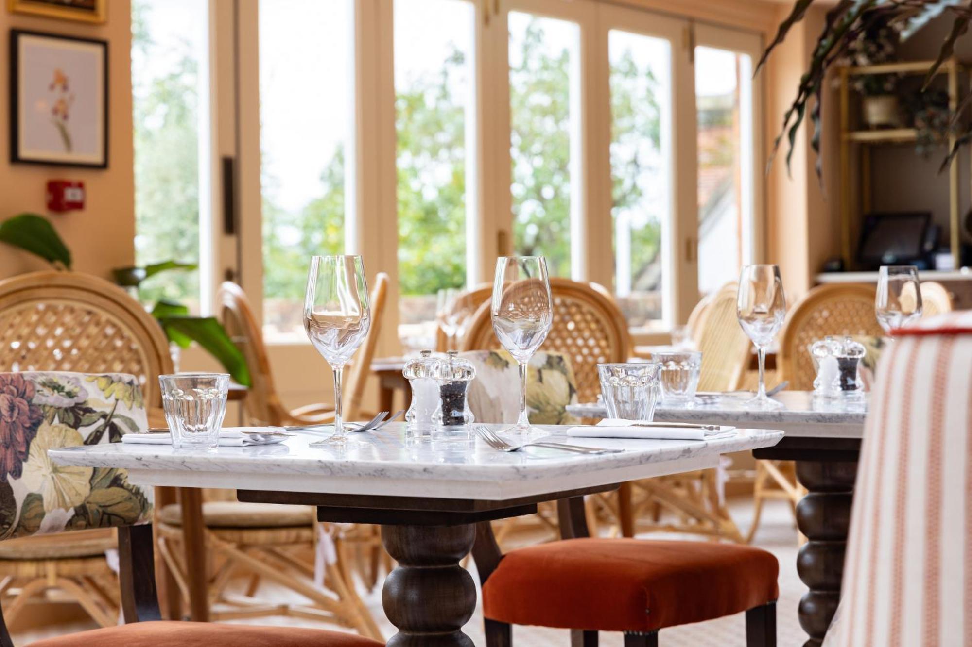 The White Hart - A Heartwood Inn ลูอิส ภายนอก รูปภาพ